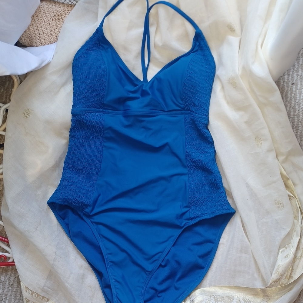 Catalina one piece swimsuit size 14